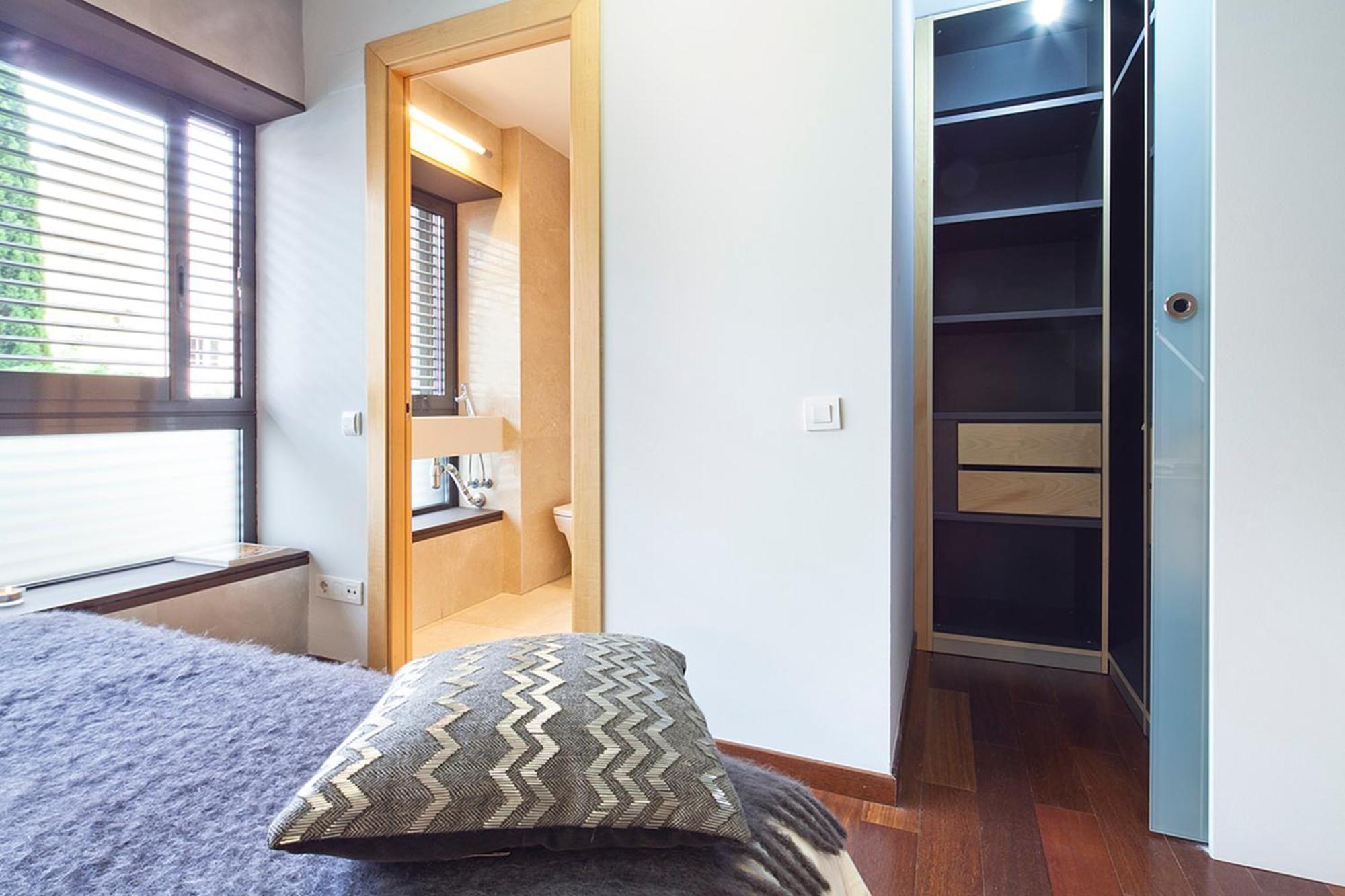 My Space Emirates - Splendid Apartment With Terrace And Pool Near Park Gueell Barcelona Eksteriør bilde