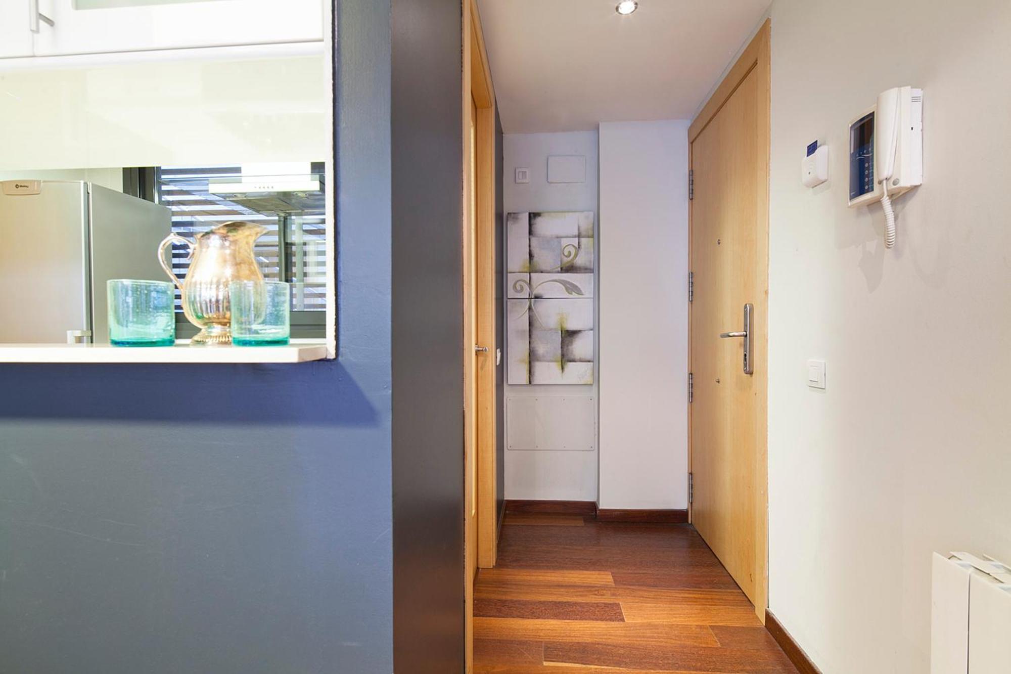 My Space Emirates - Splendid Apartment With Terrace And Pool Near Park Gueell Barcelona Rom bilde